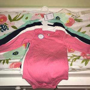 4 pack long sleeve bodysuits